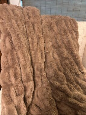 Minky Couture Plush Faux Fur Throw Blanket in Taupe Monster Size